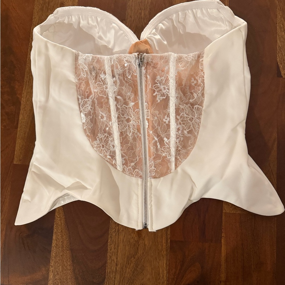 Fashion Nova - Gia White Lace Corset Size L-XL NEW - Picture 3 of 3